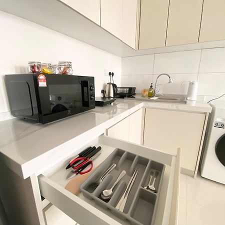 Highpark Suites Kelana Jaya, Petaling Jaya By Sleepy Bear المظهر الخارجي الصورة